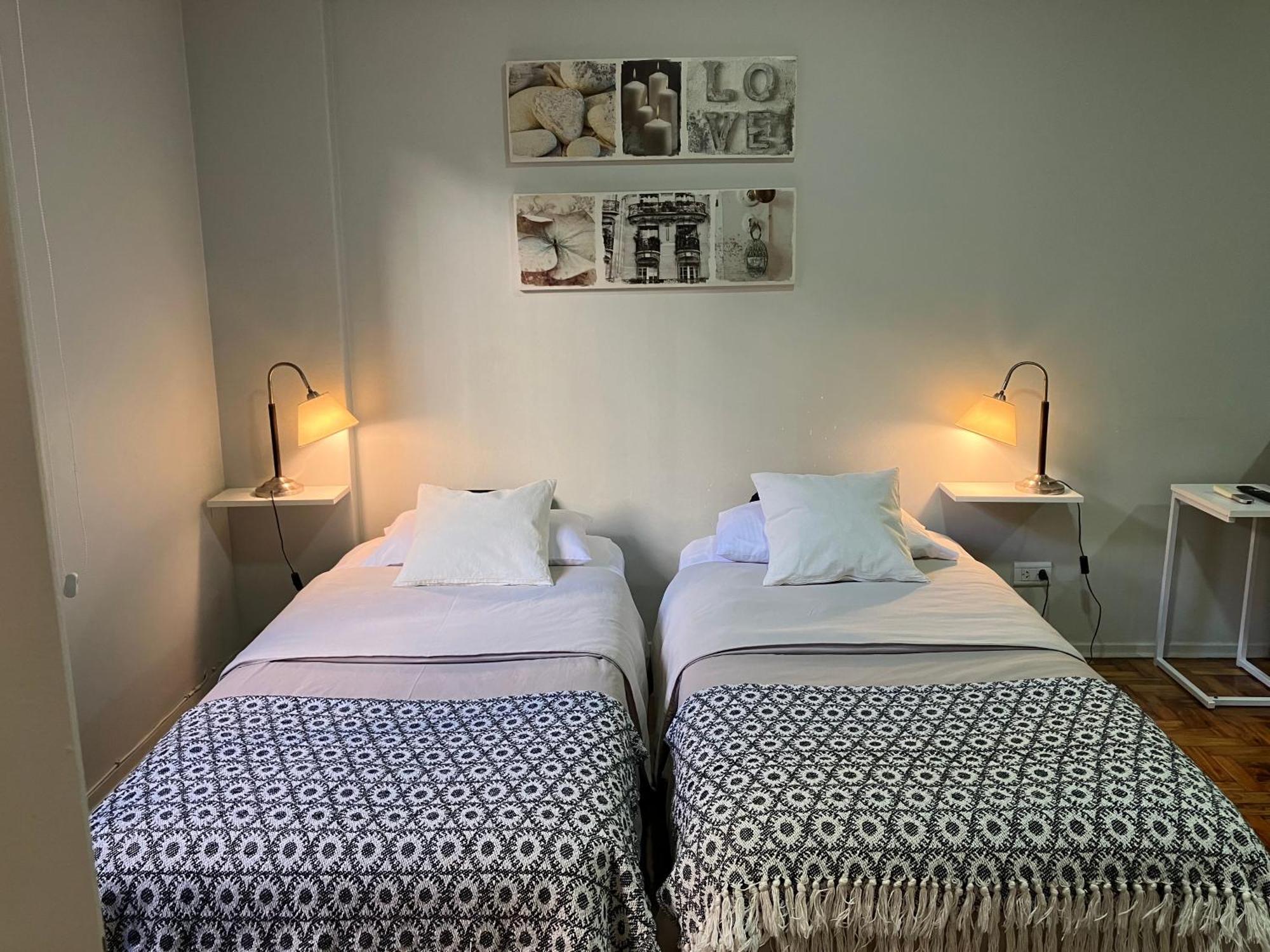 Studio Anchorena Y Juncal Apartment บัวโนสไอเรส ภายนอก รูปภาพ